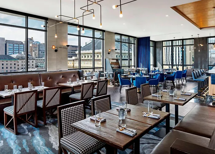 The Oaklander Hotel, Autograph Collection