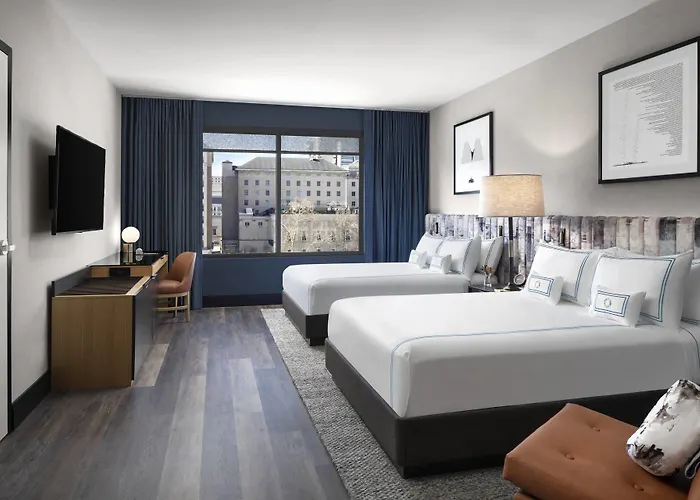 The Oaklander Hotel, Autograph Collection