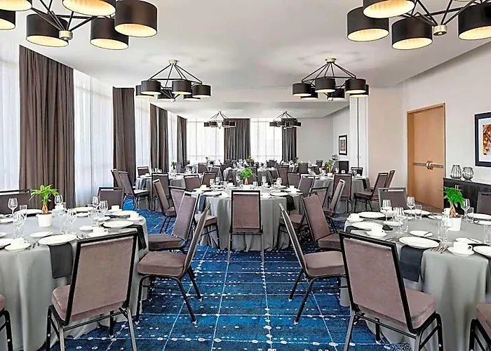 The Oaklander Hotel, Autograph Collection Hotel