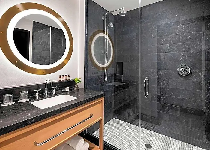 The Oaklander Hotel, Autograph Collection Hotel Pittsburgh