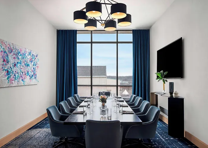 The Oaklander Hotel, Autograph Collection Hotel Pittsburgh